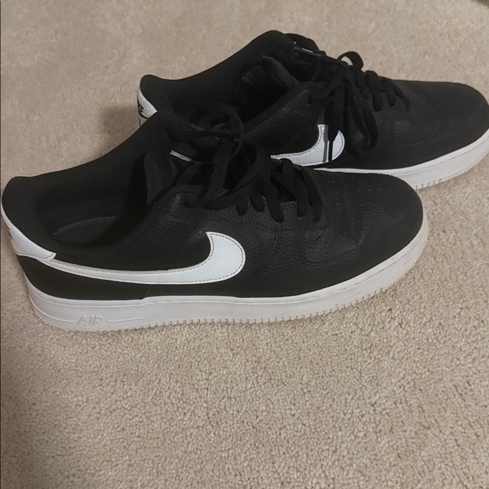 Air Force One Grey/Black Men’s 12 EUC no stains or tear